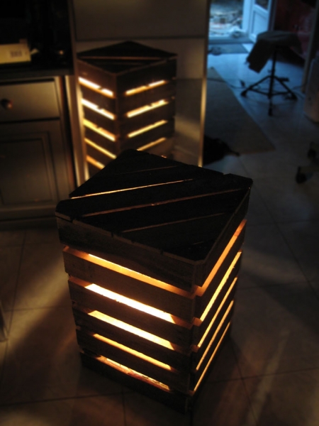 diy pallet cube light